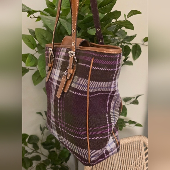 Coach Vintage Plaid Wool Purple Tote - Picture 4 of 7